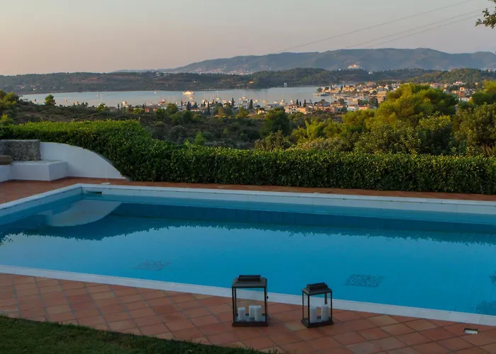 Kate A Dreamy Summer Escape Villa Porto Heli